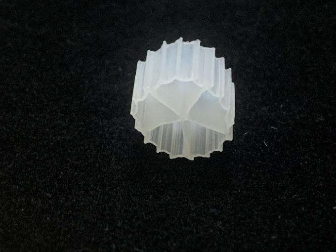 corpo filtrante di galleggiamento della perla di 25X4 millimetro K5 Koi Pond Aquarium 0